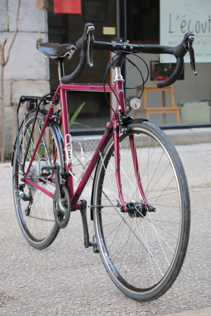 Vélo de route Paris Brest Paris restauré